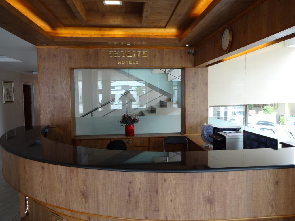 Hotel Sky Lite Коимбаторе Екстериор снимка