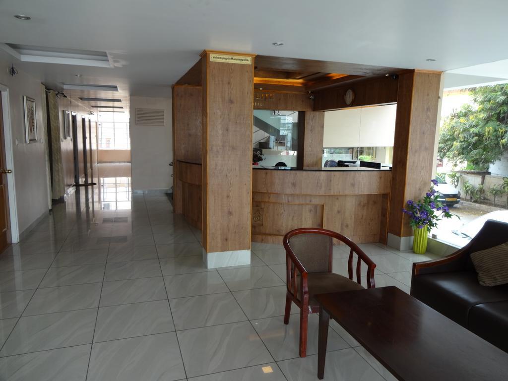 Hotel Sky Lite Коимбаторе Екстериор снимка
